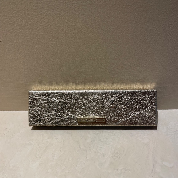 MAC Snow Ball EyeShadow Compact Rose Palette 6 Limited Edition Full-size - Picture 3 of 4